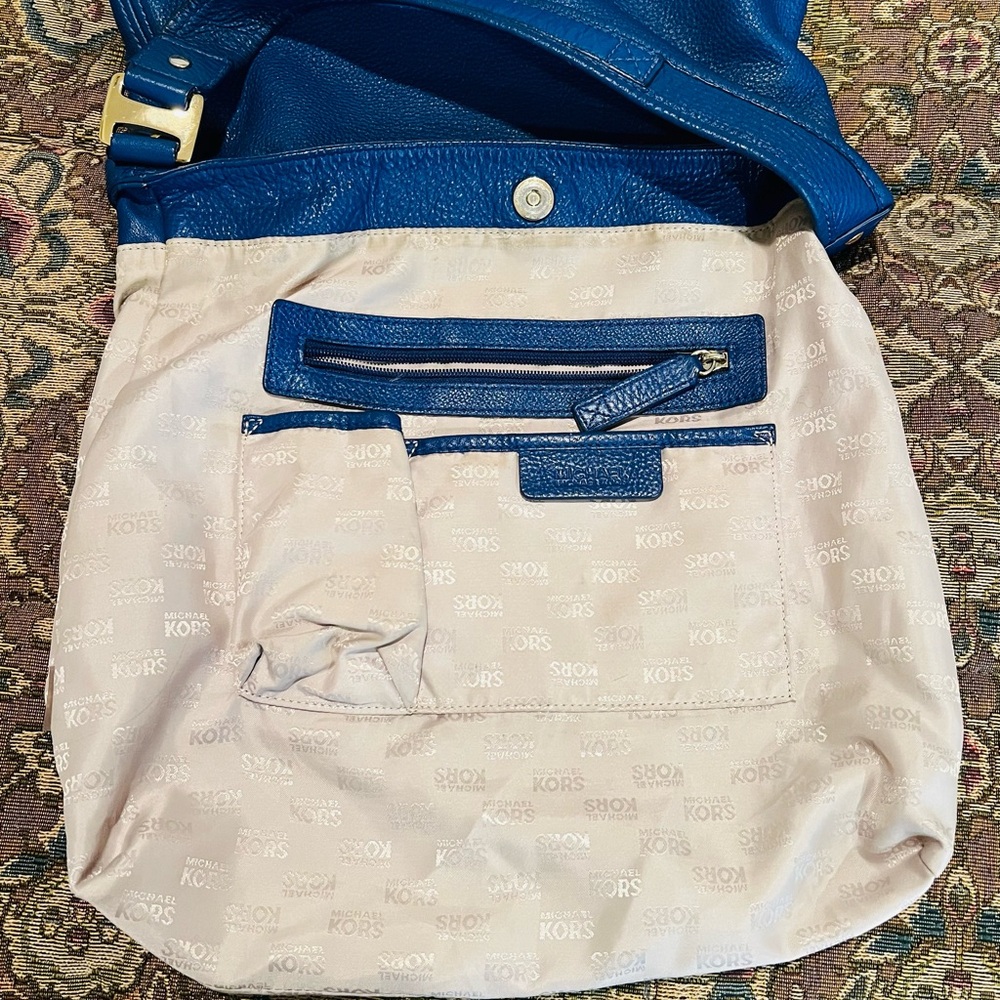 MICHAEL KORS royal blue bucket style hobo leather purse - Picture 12 of 14